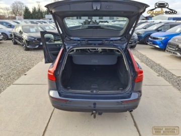 Volvo V60 II  Kombi 2.0 D3 150KM 2019 Volvo V60 2,0 d 150 KM automat navi alu el. klapa hak oplacony 2.0 Diesel, zdjęcie 19