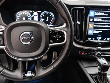 Volvo XC60 II Crossover D4 190KM 2019 VOLVO XC60 D4 R-Design Suv 2.0 190 KM 2019, zdjęcie 15