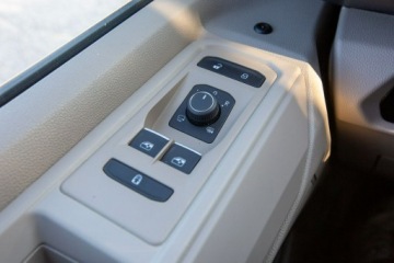 Volkswagen Multivan T7 Van L1 2.0 TDI 150KM 2024 Volkswagen Multivan L1H1 7-OSÓB, zdjęcie 19
