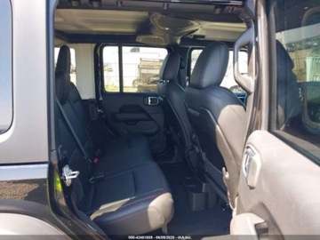 Jeep Wrangler IV 2024 Jeep Wrangler 4-Door Rubicon 2024 3.6l 3.6 Benzyna 285KM, zdjęcie 12