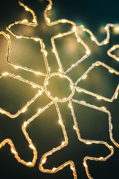 МИКРО светодиодная снежинка 37см