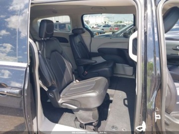 Chrysler Pacifica II 2024 Chrysler Pacifica Touring L 2024 3.6l 3.6 Benzyna 287KM, zdjęcie 12