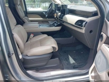 Lincoln Navigator III 2023 Lincoln Navigator Reserve 2023 3.5l 3.5 Benzyna 440KM, zdjęcie 8