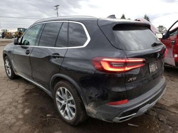 BMW X5 G05 2020 BMW X5 2020, 3.0L, 4x4, uszkodzony prawy bok, zdjęcie 1