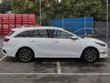 Kia Ceed III Kombi Facelifting 1.5 T-GDI 160KM 2023 Kia Ceed 1.5 T-GDI, Salon Polska, Serwis ASO, zdjęcie 5