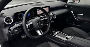 Mercedes Klasa A W177/V177 Hatchback Facelifting 1.3 200 163KM 2024 Mercedes-Benz Klasa A Salon PL Od Dealera AMG Line Kamera Czujniki MBUX An, zdjęcie 9