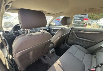 Audi A3 8P Hatchback 3d 2.0 TDI PD 140KM 2006 Audi A3 Sportback 2006 r. 2.0 Diesel 140KM, zdjęcie 12