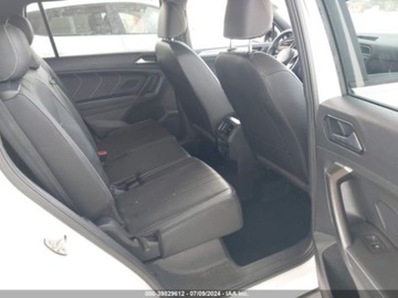 Volkswagen Tiguan II 2022 Volkswagen Tiguan 2022r, 2.0T, 4x4, R-Line 2.0 Benzyna 185KM, zdjęcie 11