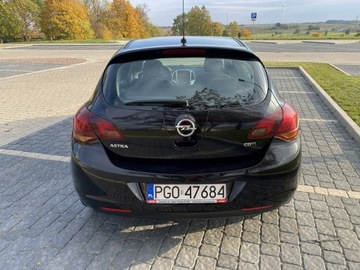 Opel Astra J Hatchback 5d 1.7 CDTI ECOTEC 125KM 2010 Opel Astra Zarejestrowany Klimatronic dwustrefowy, zdjęcie 4