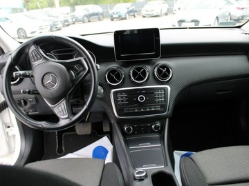 Mercedes GLA I Off-Roader Facelifting 1.6 180 122KM 2019 Mercedes GLA 180 F-vat Salon Polska Kamera Automat, zdjęcie 26