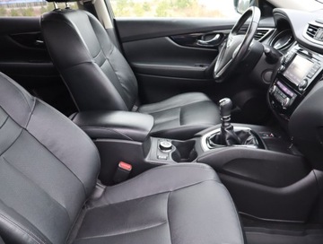 Nissan X-Trail III Terenowy 2.0 dCi 177KM 2017 Nissan X-Trail 2.0 dCi, 174 KM, 4X4, Skóra, Navi, zdjęcie 8