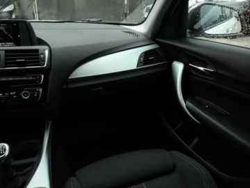 BMW Seria 1 F20-F21 Hatchback 5d Facelifting 2015 120i 177KM 2015 BMW 1 120i, Salon Polska, Klima, Klimatronic, zdjęcie 7