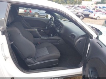 Dodge Challenger III 2022 Dodge Challenger challenger gt 3.6 Benzyna 303KM, zdjęcie 10