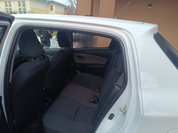 Toyota Yaris III Hatchback 5d Facelifting 2017 1.5 Hybrid 100KM 2018 Toyota Yaris hybrid 2018 po serwisie bezwypadkowy Salon PL Serwis, zdjęcie 6