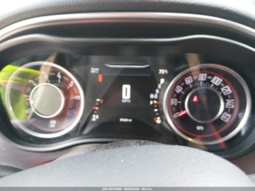 Dodge Challenger III 2016 Dodge Challenger Sxt 2016 3.6 Benzyna 305KM, zdjęcie 10