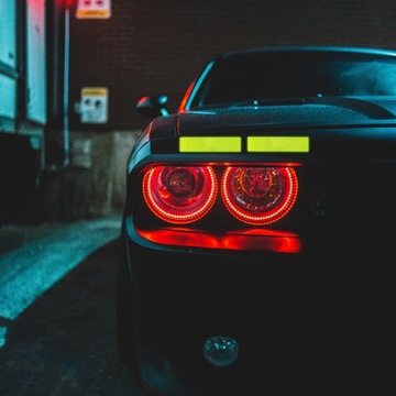 ЖЕЛТАЯ КЛЕЙКАЯ ЛЕНТА ЧЕРНАЯ ГАФФ НОЧНАЯ ФЛУОРЕСЦЕНТНАЯ