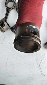 ПОРШНИ С ШАТУНАМИ AUDI 80 B4 2.0 ABT 90 л.с.