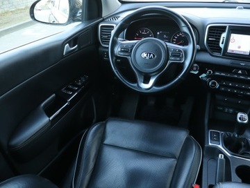 Kia Sportage IV SUV Facelifting 1.6 GDI 132KM 2018 Kia Sportage 1.6 GDI, Salon Polska, Serwis ASO, zdjęcie 6