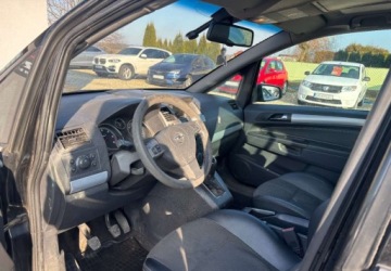 Opel Zafira B 1.9 CDTI ECOTEC 120KM 2006 Opel Zafira 2006r. 1.9 Diesel 120KM, zdjęcie 12