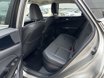 Lexus NX II SUV 350h 242KM 2022 Lexus NX 350h Prestige AWD II (2021-) 350h Prestig, zdjęcie 11