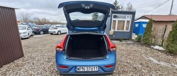 Volvo V40 II Cross Country D2 115KM 2014 Volvo V40 Volvo V40 D2 Momentum 1.6 Diesel 115KM, zdjęcie 32