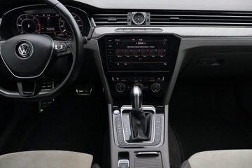 Volkswagen Arteon Fastback 2.0 TDI 240KM 2017 VW Arteon 2.0 BiTDI 4Motion, Salon Polska, zdjęcie 11