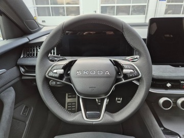 Skoda Superb IV Kombi 2.0 TDI 193KM 2025 Skoda Superb SPORTLINE 2.0 TDI 4x4 DSG z placu 193, zdjęcie 35