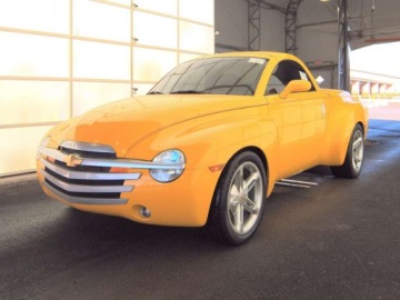 Chevrolet 2004 Chevrolet SSR Regular Cab Short Bed 2004 5.3 Benzyna 300KM, zdjęcie 1