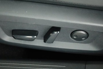 Nissan Qashqai III Crossover Facelifting 1.3 DIG-T MHEV 158KM 2025 Nissan Qashqai 1.3 DIG-T MHEV, 1. Właściciel, zdjęcie 8