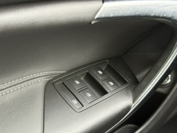 Opel Insignia I Sports Tourer Facelifting 1.6 CDTI Ecotec 136KM 2017 Opel Insignia 1.6 CDTi ecoFLEX 136KM, 2017r, zdjęcie 19