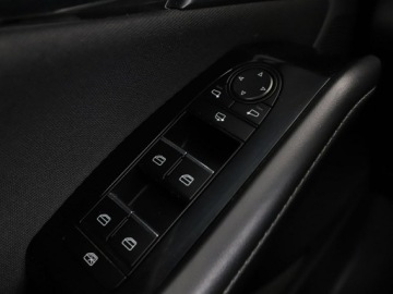 Mazda CX-30 2.0 SKYACTIV-G 150KM 2022 Mazda CX-30 mHEV automat 4x4 full LED klima auto, zdjęcie 37