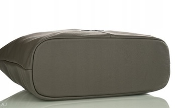 БОЛЬШАЯ КОЖАНАЯ ЖЕНСКАЯ СУМКА.