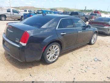 Chrysler 300C II 2015 Chrysler 300C Platinum 2015 5.7l 5.7 Benzyna 363KM, zdjęcie 5
