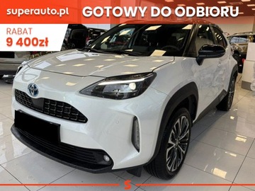 Toyota 2025 Od ręki - Executive 1.5 Hybrid AWD 130KM | Podgrzewane fotele!