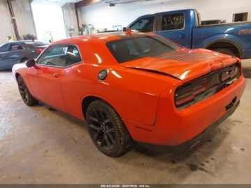 Dodge Challenger III 2023 Dodge Challenger SXT 2023 3.6l 3.6 Benzyna 303KM, zdjęcie 3