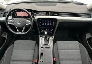Volkswagen Passat B8 Variant Facelifting 2.0 TDI SCR 200KM 2020 Volkswagen Passat 200 km, Virtual, Hak, LED Matrix, ergoComfort ACC, GPS,, zdjęcie 3