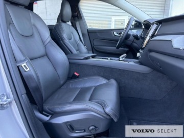 Volvo XC60 II Crossover Plug-In Facelifting 2.0 T8 455KM 2024 Volvo XC 60 XC60 T8 Plug-In Hybrid AWD Ultra Dark, zdjęcie 12