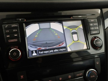 Nissan Qashqai II Crossover 1.6 DIG-T 163KM 2016 Nissan Qashqai navi klima auto grzane fotele, zdjęcie 23