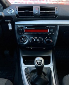 BMW Seria 1 E81/E87 Hatchback 5d E87 2.0 118d 122KM 2006 BMW Seria 1 Klima Alu Niski przebieg Gwarancja w cenie Warszawa VKKW 2.0, zdjęcie 27