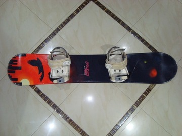 Deska snowboardowa NAKED SYCRONE 141CM+wiązania