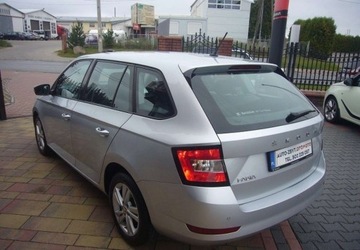 Skoda Fabia III Kombi Facelifting 1.0 TSI 110KM 2020 Skoda Fabia Skoda Fabia III Salon PL - serwis Benzyna 110KM, zdjęcie 8
