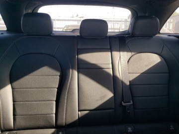 Mercedes GLC C253 2019 Mercedes-Benz GLC 300 4Matic 2019 2.0l 2.0 Benzyna 241KM, zdjęcie 10