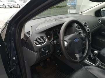 Ford Focus II Hatchback 5d 2.0 Duratec 145KM 2005 Ford Focus 2.0 16v 145KM Klimatr Xenony Skóra Alu, zdjęcie 11