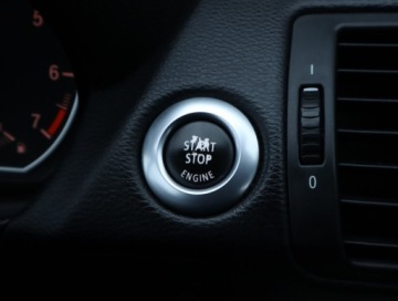 BMW Seria 1 F20-F21 2011 BMW 1 116i, Navi, Klima, Klimatronic, Tempomat, zdjęcie 18