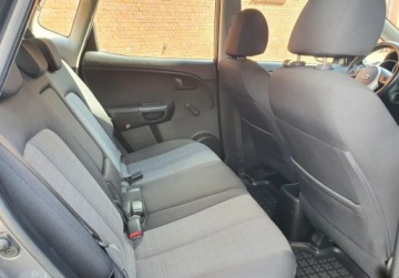 Kia Venga Mikrovan 1.4 DOHC CVVT 90KM 2011 Kia Venga LGP Podgrzewane fotele GetHelp 1.4 BenzynaLPG 90KM, zdjęcie 11