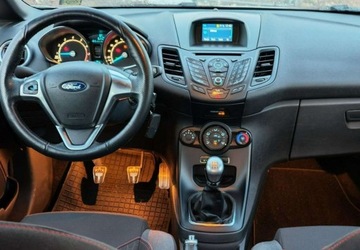 Ford Fiesta VII Hatchback 3d Facelifting 1.0 EcoBoost 125KM 2016 Ford Fiesta Ford Fiesta 1.0 EcoBoost SampS ST-LINE Benzyna 125KM, zdjęcie 17
