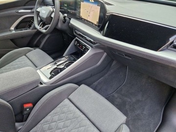 Audi 2025 AUDI Q5 TFSI quattro Sportback S line Suv 2.0 (204KM) 2025, zdjęcie 13