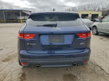 Jaguar F-Pace 2019 Jaguar F-Pace Premium 2019 2.0 Benzyna 247KM, zdjęcie 2