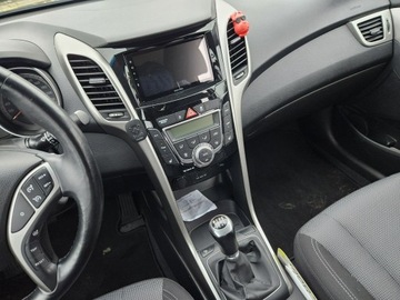Hyundai i30 II Hatchback 5d 1.6 GDI 135KM 2015 Hyundai i30 1,6 benzyna 135KM nawigacja, zdjęcie 10