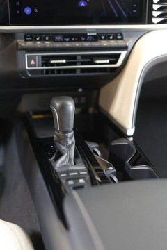 Toyota Camry IX 2024 Toyota Camry 2.5 Hybrid Dynamic Force Executive e-CVT 2.5 Hybryda 186KM, zdjęcie 18